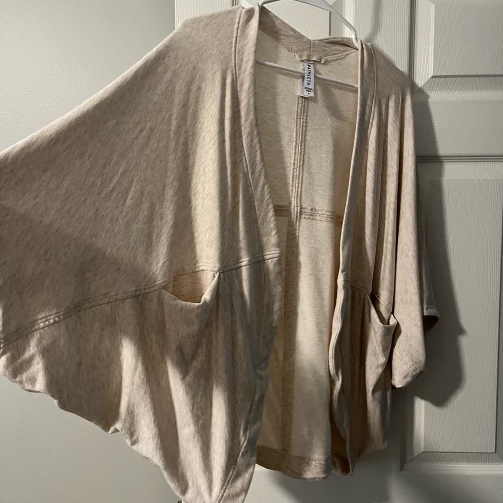 🆕 Athleta Cocoon Wrap